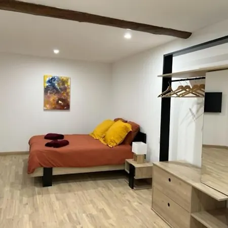 Le P'tit Clos بيت للعطل